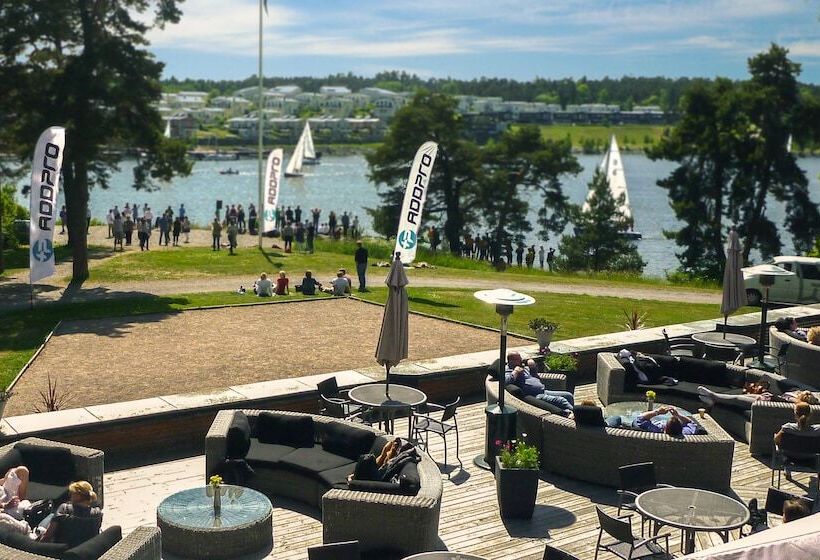 酒店 Skogshem & Wijk