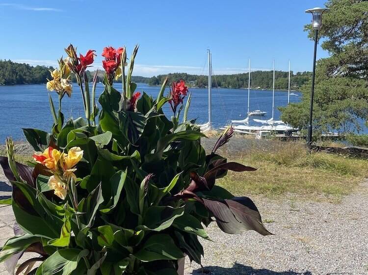 酒店 Skogshem & Wijk