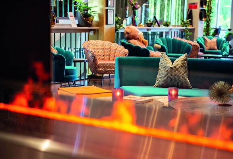 酒店 Skogshem & Wijk