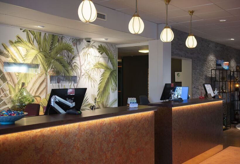 酒店 Skogshem & Wijk