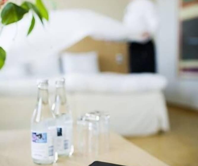 酒店 Skogshem & Wijk