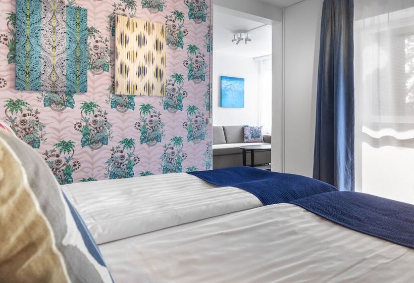 酒店 Skogshem & Wijk