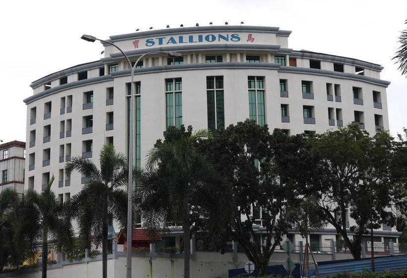هتل Stallions Suites Penang