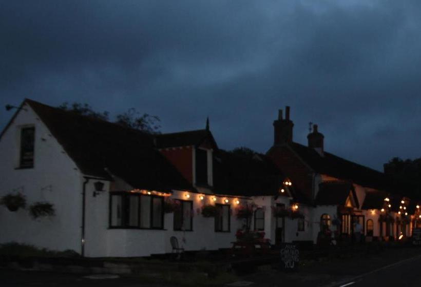 The May Garland Inn