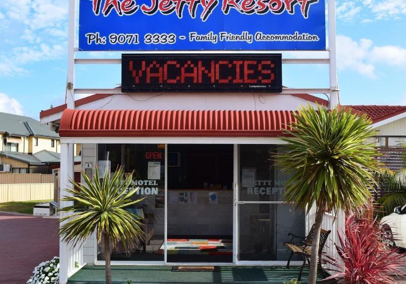 مُتل The Jetty Resort