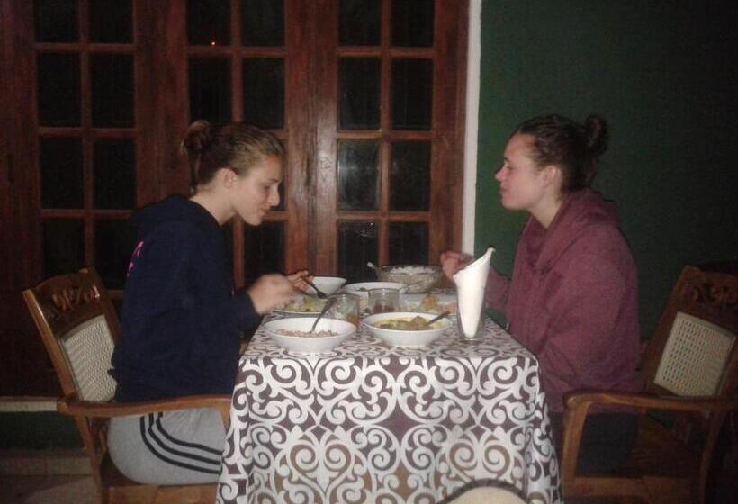 膳宿费 Elephant Safari Lodge Sigiriya Junction