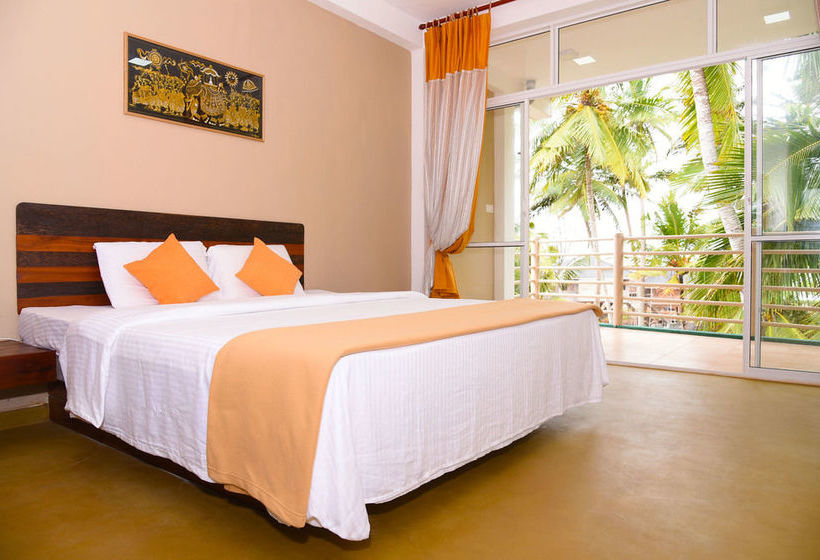 ペンション New Shangrela Beach Resort