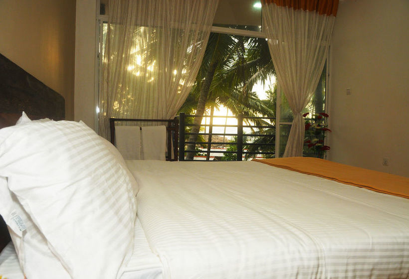 ペンション New Shangrela Beach Resort