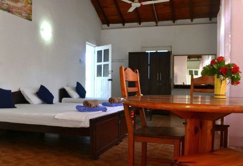 بنسيون New Shangrela Beach Resort