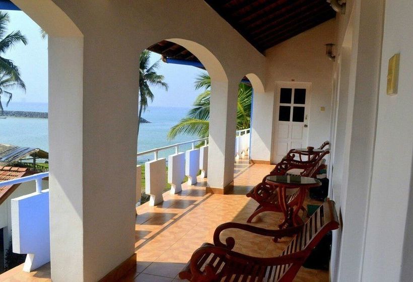 بنسيون New Shangrela Beach Resort