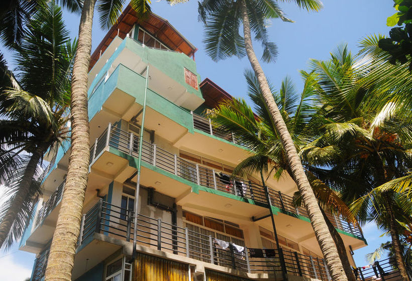 بنسيون New Shangrela Beach Resort