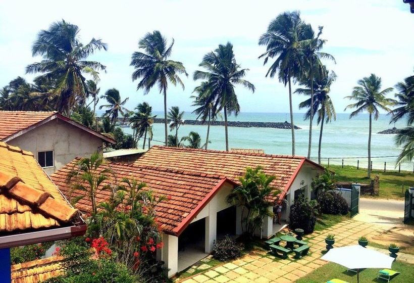 ペンション New Shangrela Beach Resort