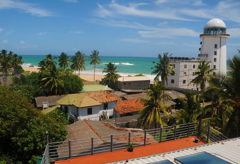 بنسيون New Shangrela Beach Resort