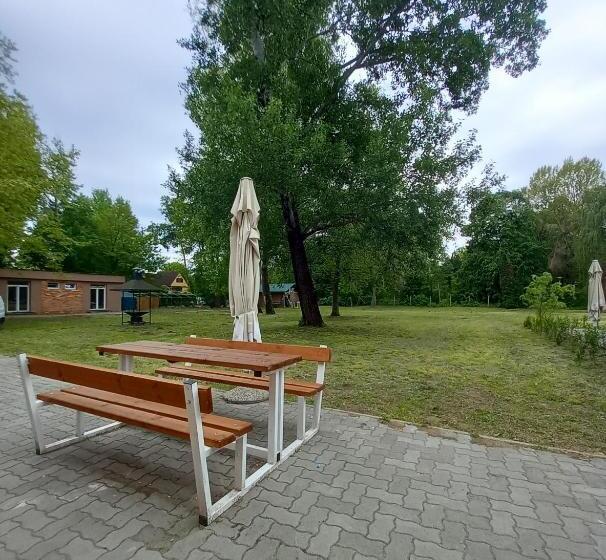 öreg Tó Youth Hostel