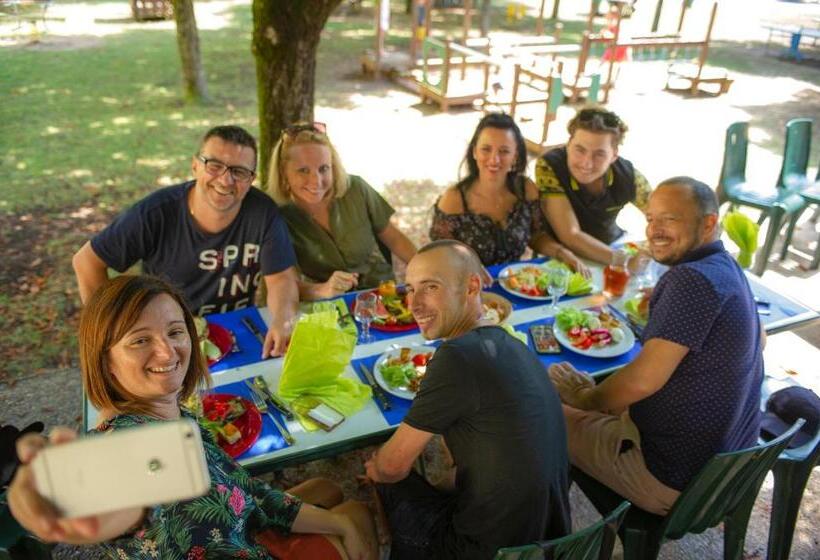 منتجع Vtf Le Domaine Du Grand Luberon