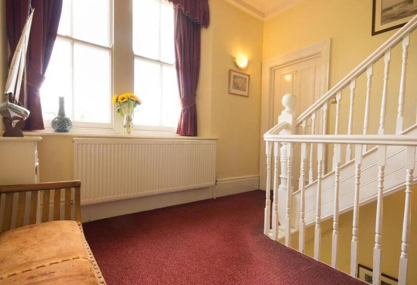 9 Green Lane Bed And Breakfast