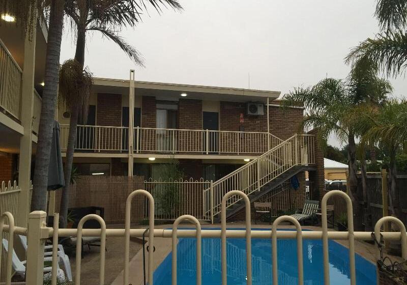 Abel Tasman Waterfront Motel