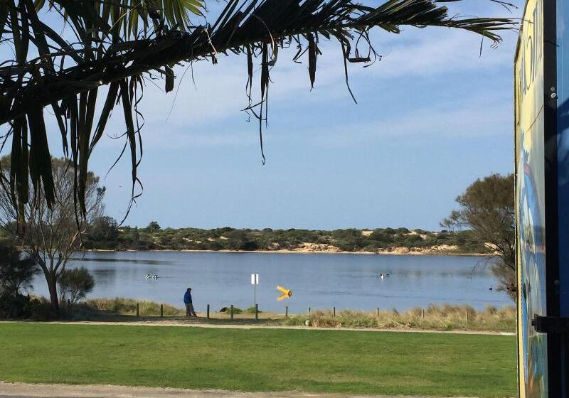 Abel Tasman Waterfront Motel