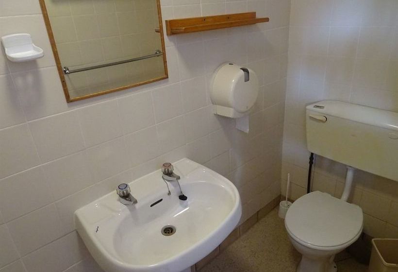 ユースホステル Abreakaway Lodge