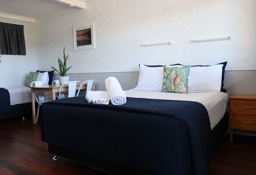 Almare Tourist Motel