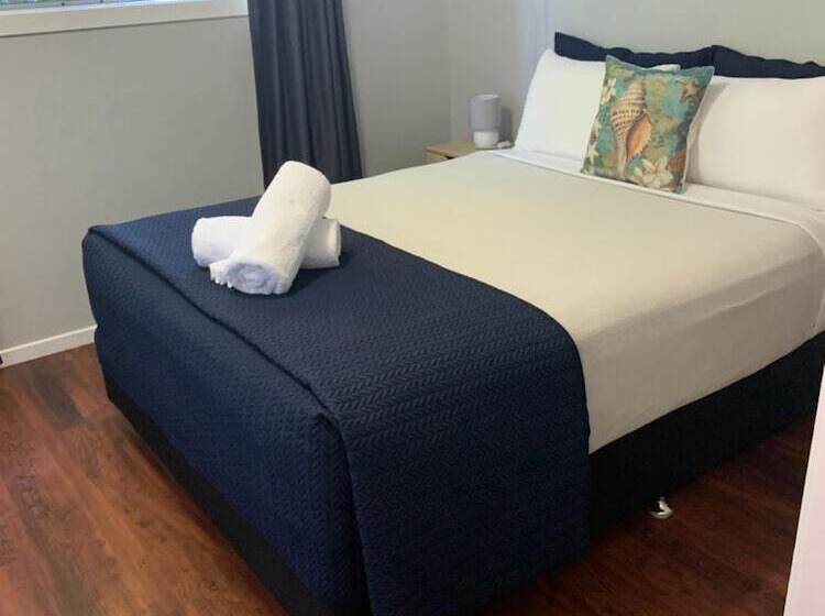 Almare Tourist Motel