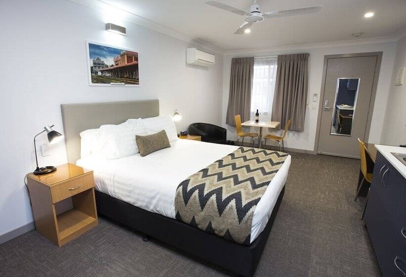 Altitude Motel Apartments