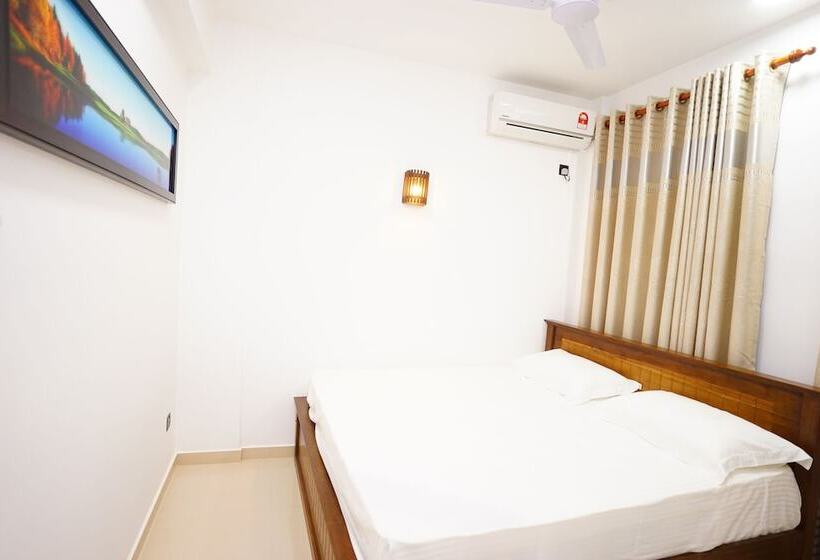 Amazing Alexandra Apartment