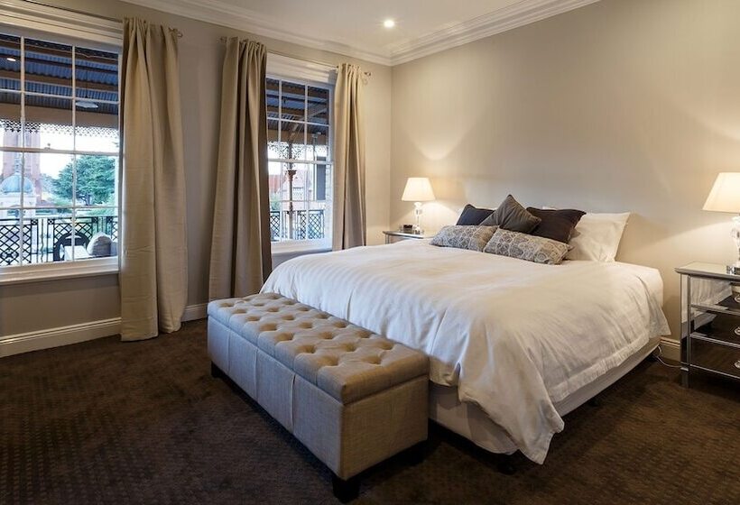 Bathurst Royal Apartments