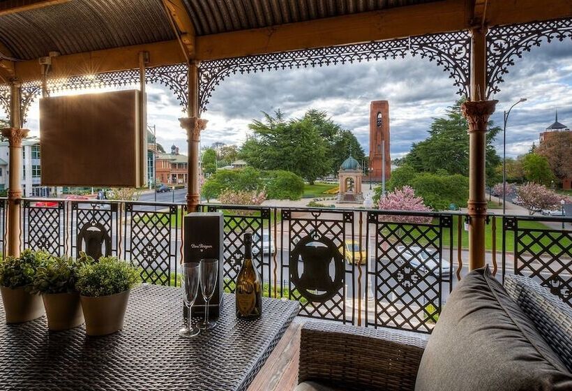 Bathurst Royal Apartments