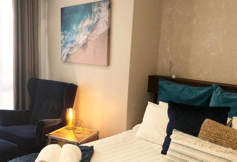 تختخواب و صبحانه Fremantle Boutique Accommodation   Maand Up