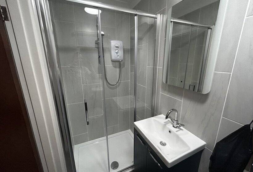 مبيت وإفطار Church Farm Guest House