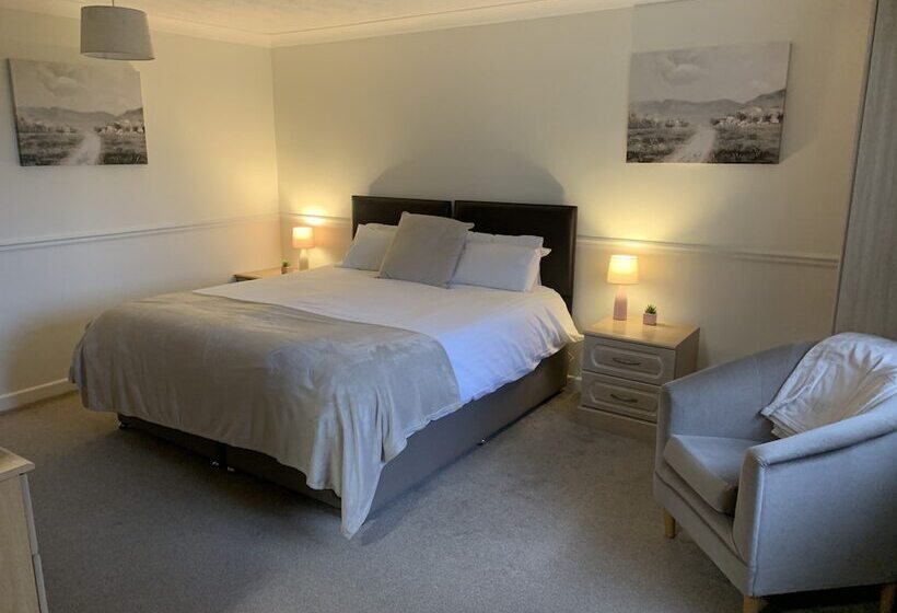 مبيت وإفطار Church Farm Guest House