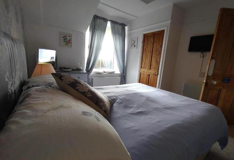 住宿加早餐 Chyheira