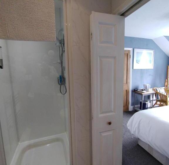 住宿加早餐 Chyheira