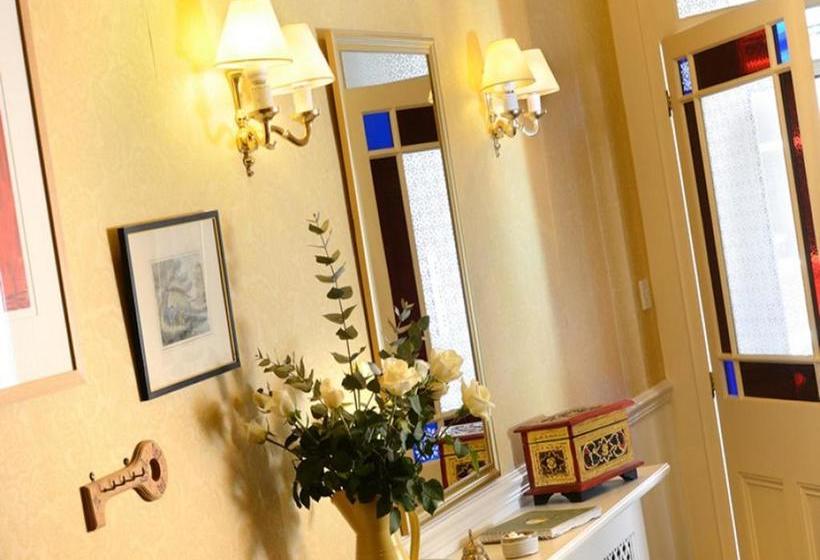 住宿加早餐  Crosby