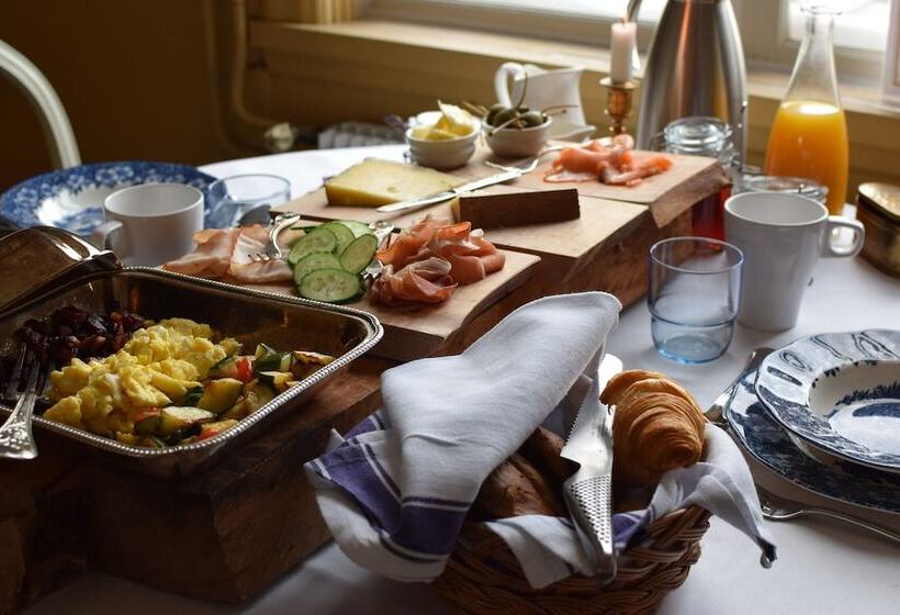 Bed and Breakfast Ruders Egendom