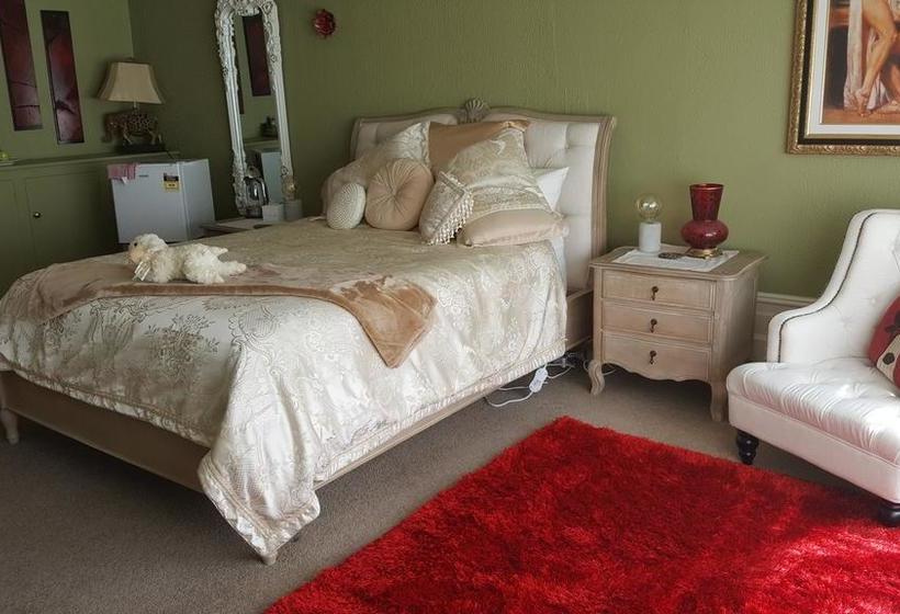 민박 The Manor Estate