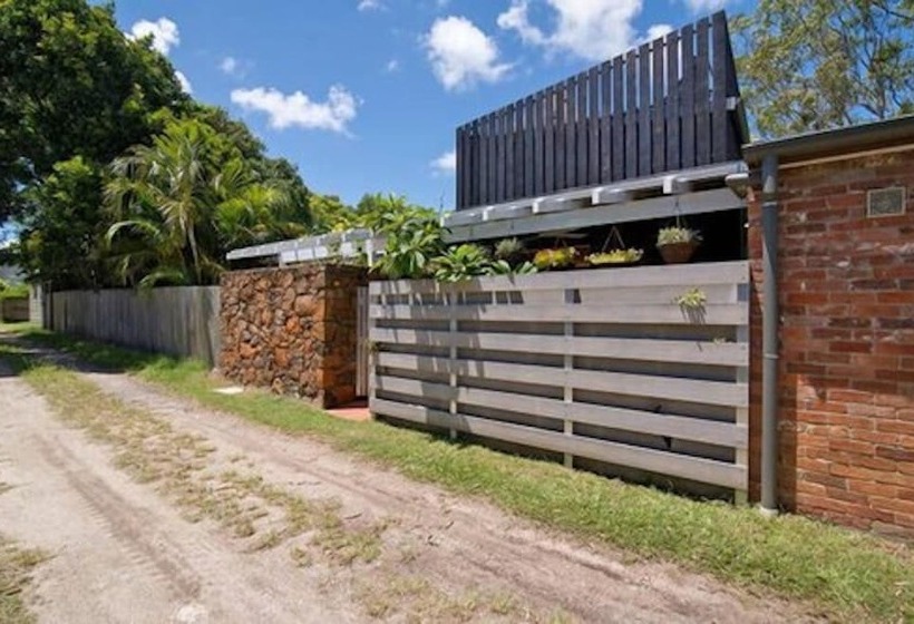 Buhwi Bira Byron Bay Studio   Central