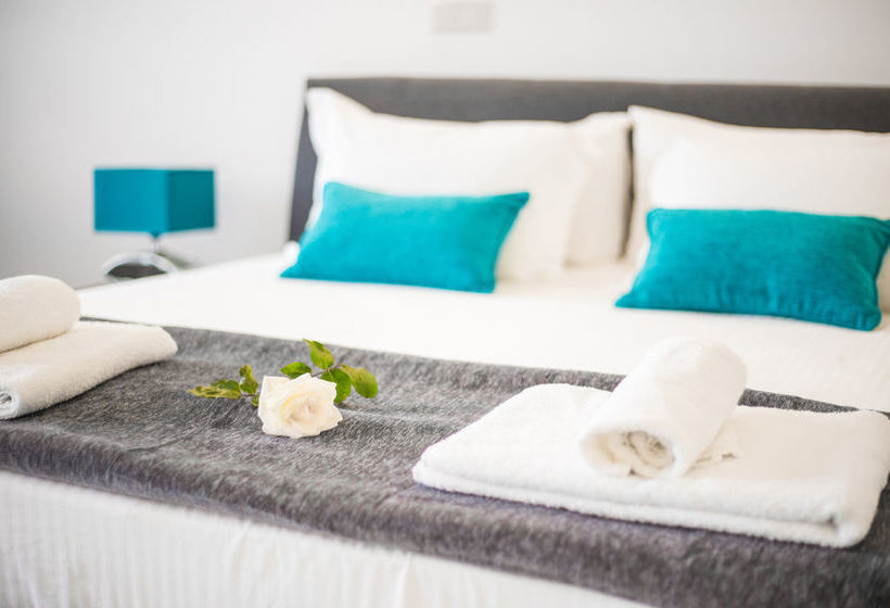 Corina Suites & Apartments