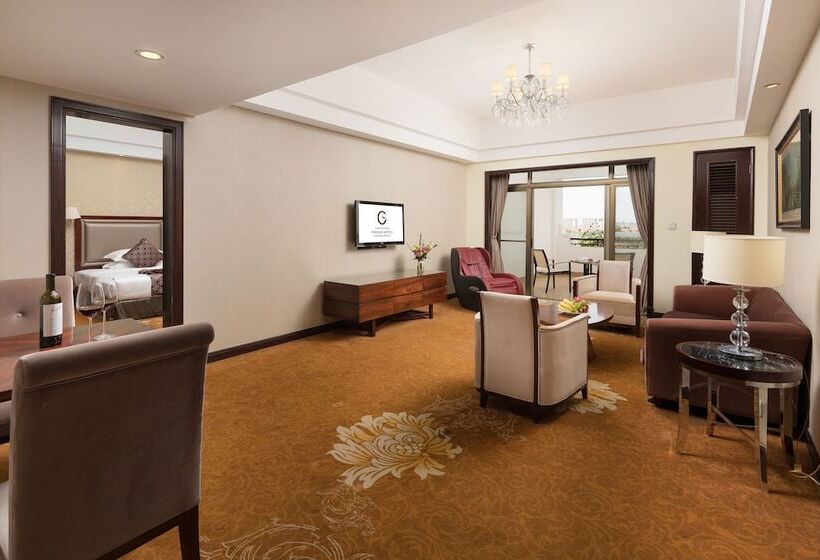 Country Garden Phoenix Hotel Maoming