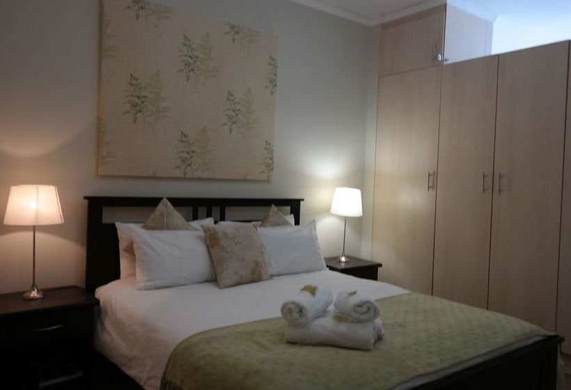 Four Seasons Apartments