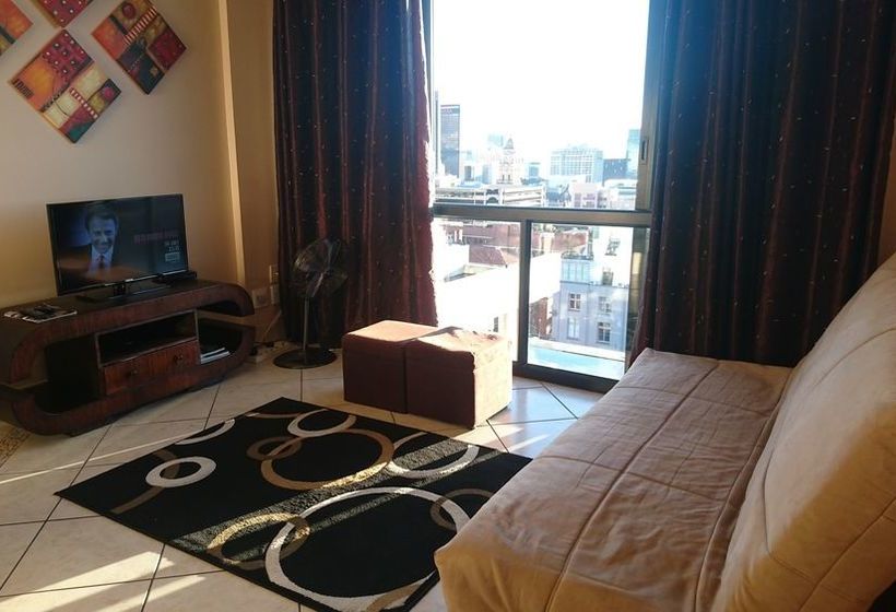 Four Seasons Apartments