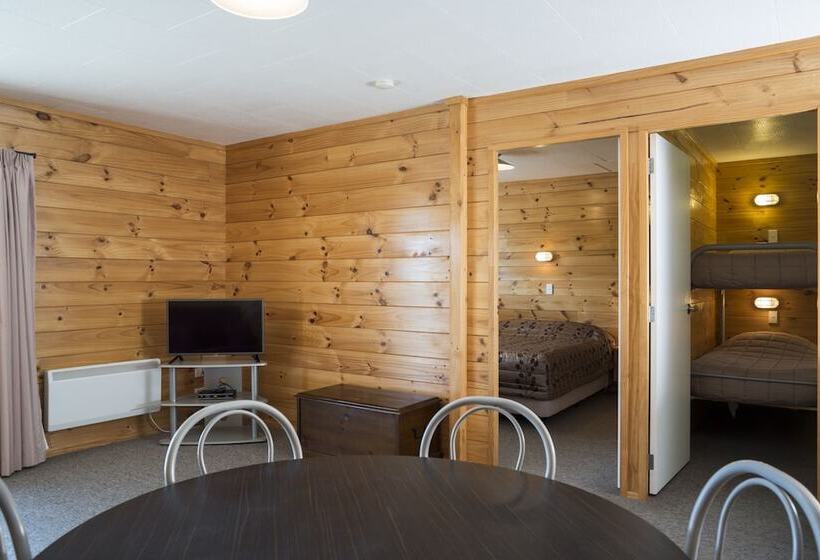 Fox Glacier Top 10 Holiday Park & Motels