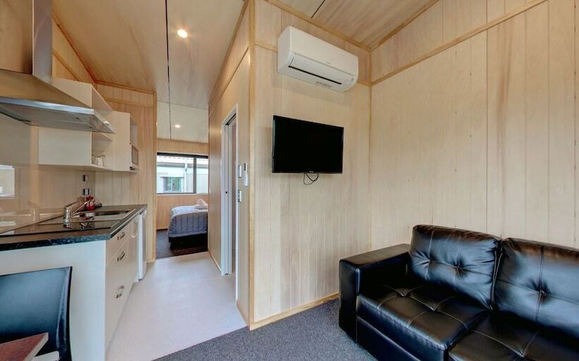 Fox Glacier Top 10 Holiday Park & Motels