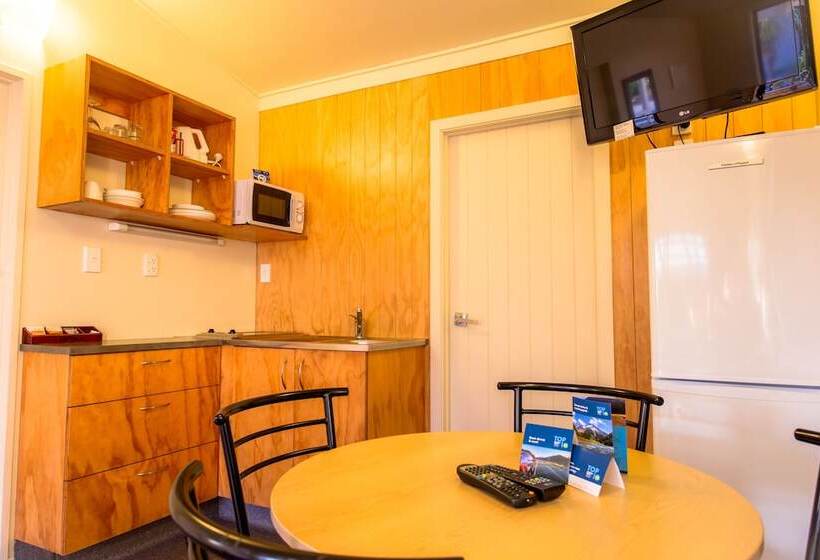 Fox Glacier Top 10 Holiday Park & Motels