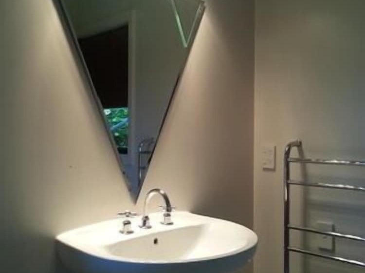 Golden Caves   Bed & Breakfast