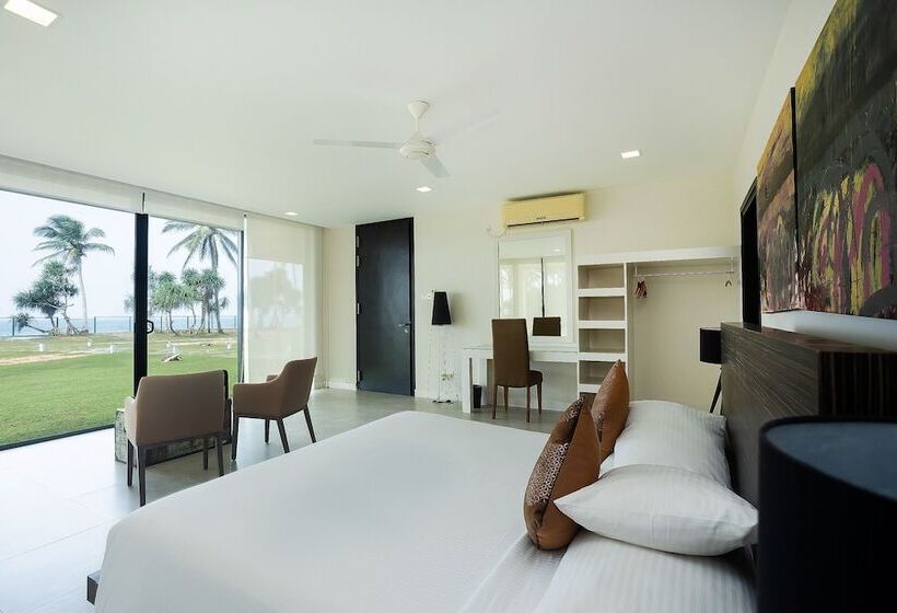 Green Turtle Villa By The Serendipity Collection