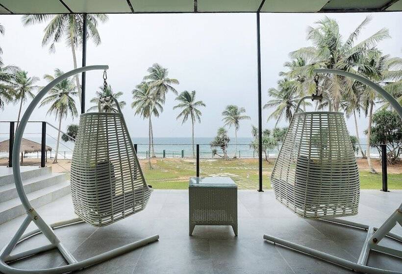 Green Turtle Villa By The Serendipity Collection