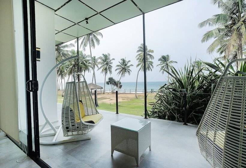 Green Turtle Villa By The Serendipity Collection