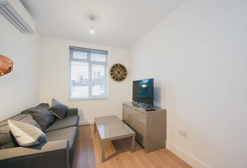 Home Sweet Home By Paymán Club